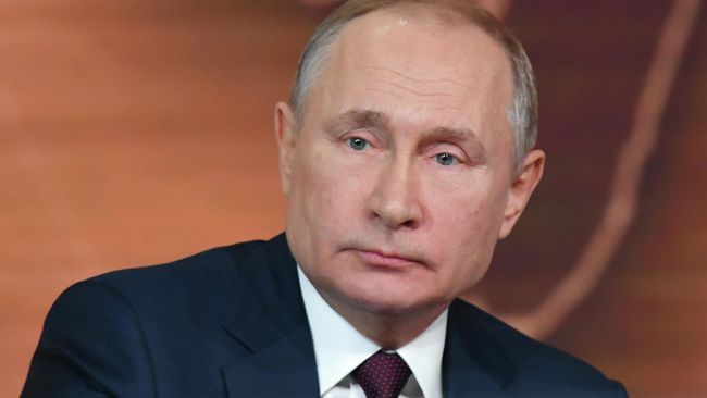 Президент РФ Владимир Путин на большой ежегодной пресс-конференции Президент РФ Владимир Путин на большой ежегодной пресс-конференции