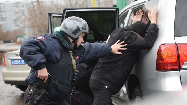 Учения по задержанию угонщика автомобиля Учения по задержанию угонщика автомобиля