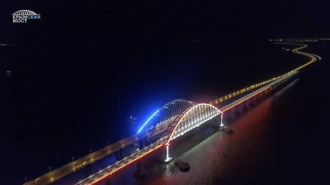 Крымский мост: 4 года строительства железнодорожной части в одном ролике Крымский мост: 4 года строительства железнодорожной части в одном ролике