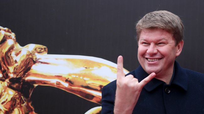 Спортивный комментатор Дмитрий Губерниев Спортивный комментатор Дмитрий Губерниев