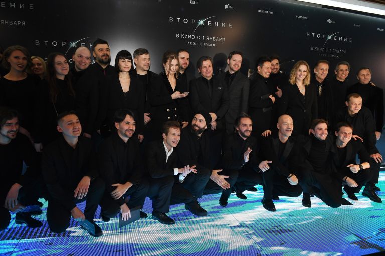 Актеры и участники съемочной группы на премьере фильма Вторжение Актеры и участники съемочной группы на премьере фильма Вторжение