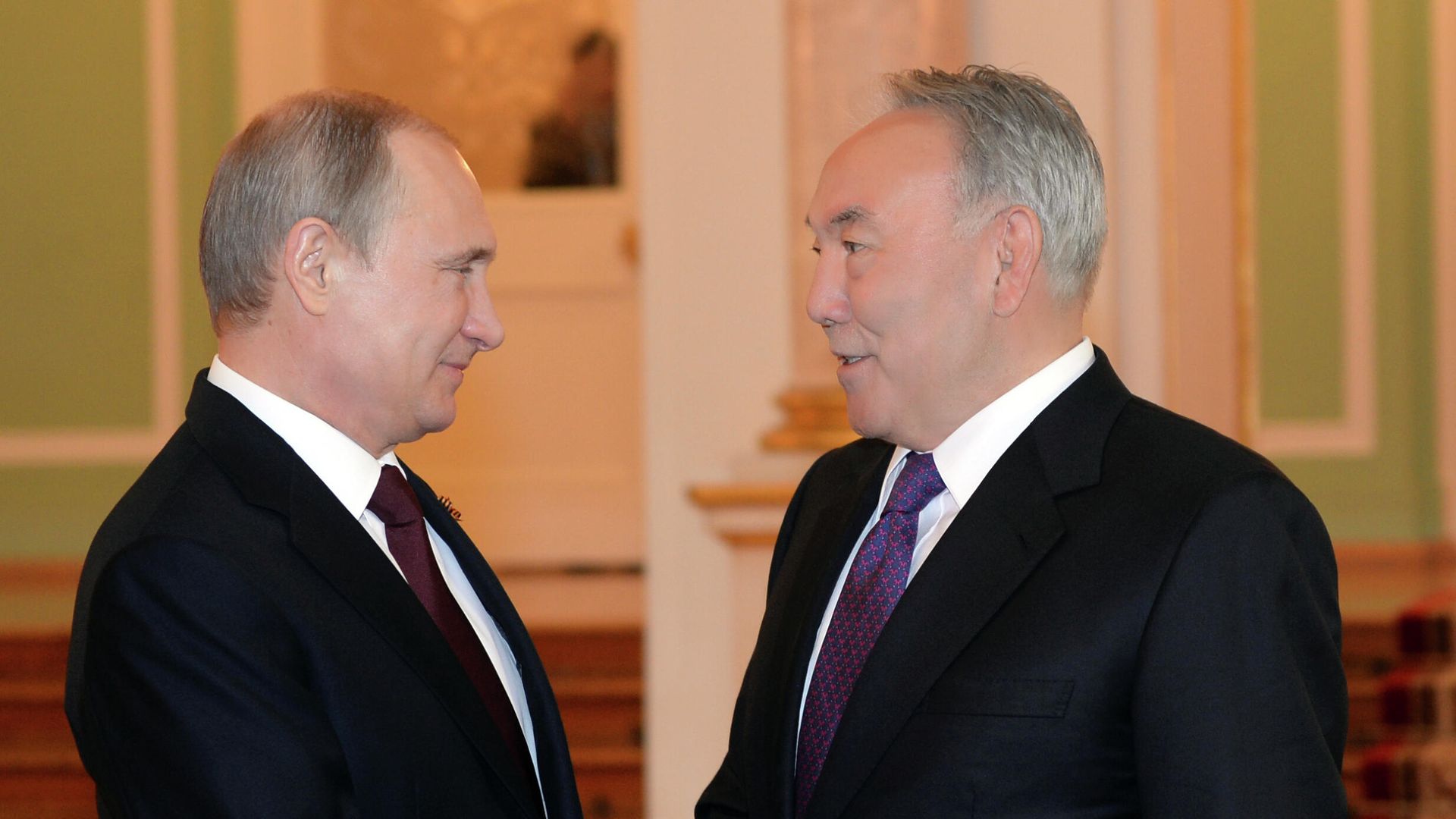 Президент РФ Владимир Путин и первый президент Республики Казахстан Нурсултан Назарбаев Президент РФ Владимир Путин и первый президент Республики Казахстан Нурсултан Назарбаев - РИА Новости, 1920, 08.11.2023