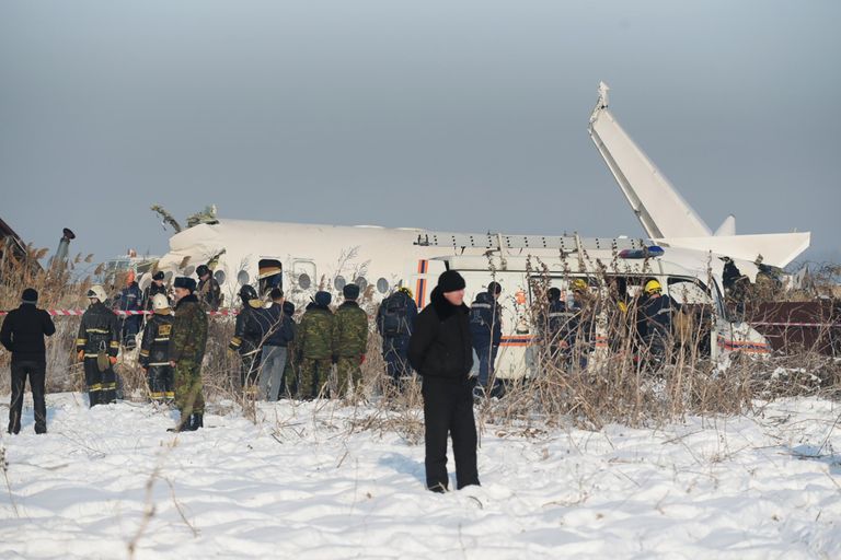 Крушение пассажирского самолета в Казахстане Крушение пассажирского самолета в Казахстане