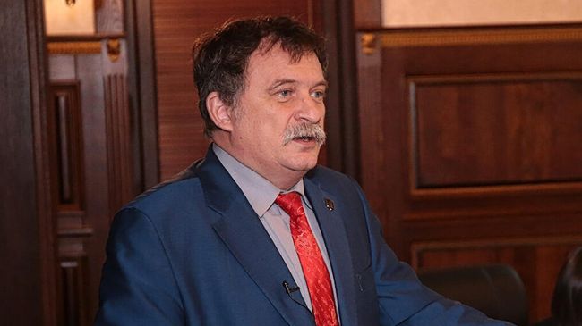 Заслуженный эколог России, советник генерального директора АНО Дальневосточные леопарды Всеволод Степаницкий Заслуженный эколог России, советник генерального директора АНО Дальневосточные леопарды Всеволод Степаницкий