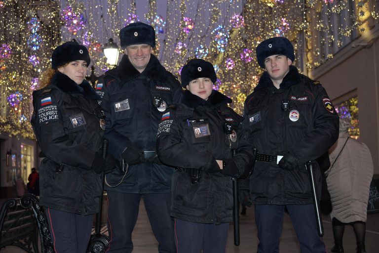 Сотрудники полиции в центре Москвы