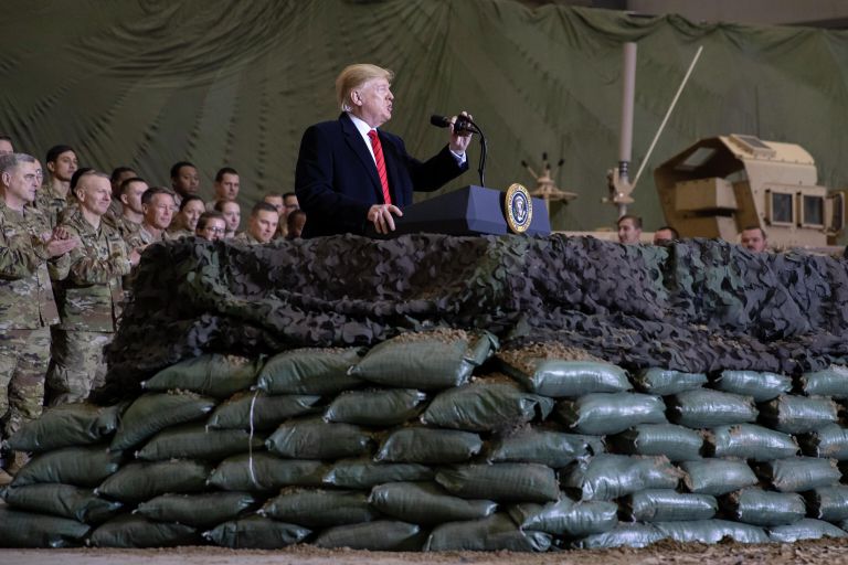Президент США Дональд Трамп беседует с военнослужащими в Афганистане Президент США Дональд Трамп беседует с военнослужащими в Афганистане