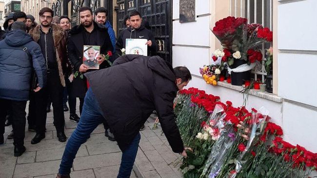 Акция в память о генерале Сулеймани у посольства Ирана в Москве Акция в память о генерале Сулеймани у посольства Ирана в Москве