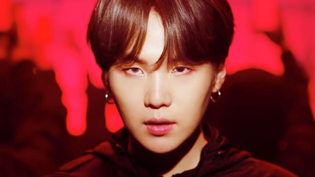Скриншот клипа BTS Interlude : Shadow Скриншот клипа BTS Interlude : Shadow