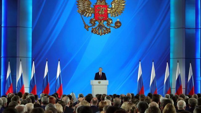 Президент России Владимир Путин выступает с ежегодным посланием Федеральному собранию Президент России Владимир Путин выступает с ежегодным посланием Федеральному собранию