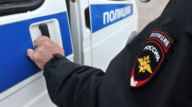 Сотрудник полиции Сотрудник полиции