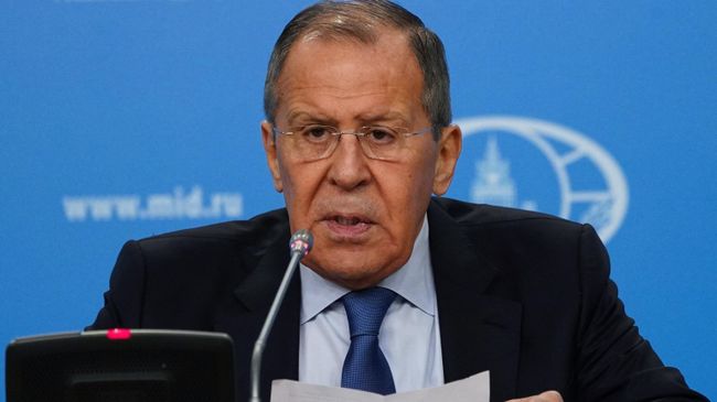 Исполняющий обязанности министра иностранных дел РФ Сергей Лавров во время пресс-конференции по итогам деятельности российской дипломатии 2019 года Исполняющий обязанности министра иностранных дел РФ Сергей Лавров во время пресс-конференции по итогам деятельности российской дипломатии 2019 года