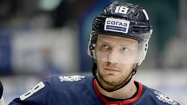 Игрок ХК Торпедо Михаил Вернаков Игрок ХК Торпедо Михаил Вернаков