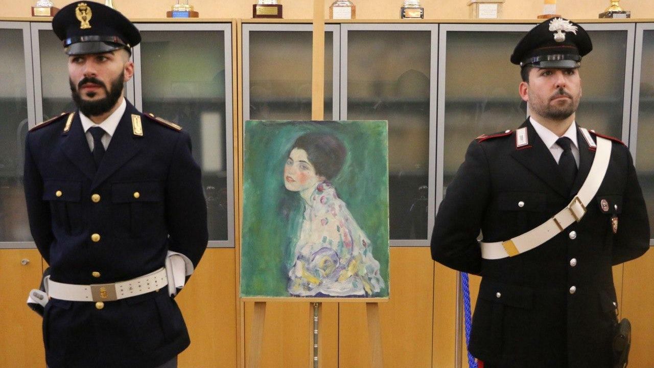 Найденная картина австрийского художника Густава Климта Портрет женщины Найденная картина австрийского художника Густава Климта Портрет женщины - РИА Новости, 1920, 22.10.2020
