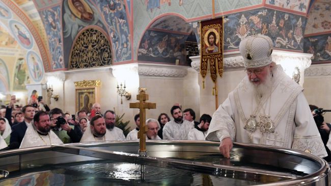 Патриаршее служение в Крещенский сочельник в Храме Христа Спасителя Патриаршее служение в Крещенский сочельник в Храме Христа Спасителя