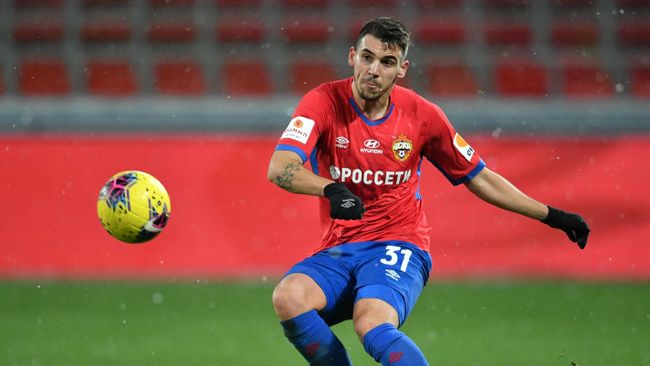 Игрок ЦСКА Звонимир Шарлия
