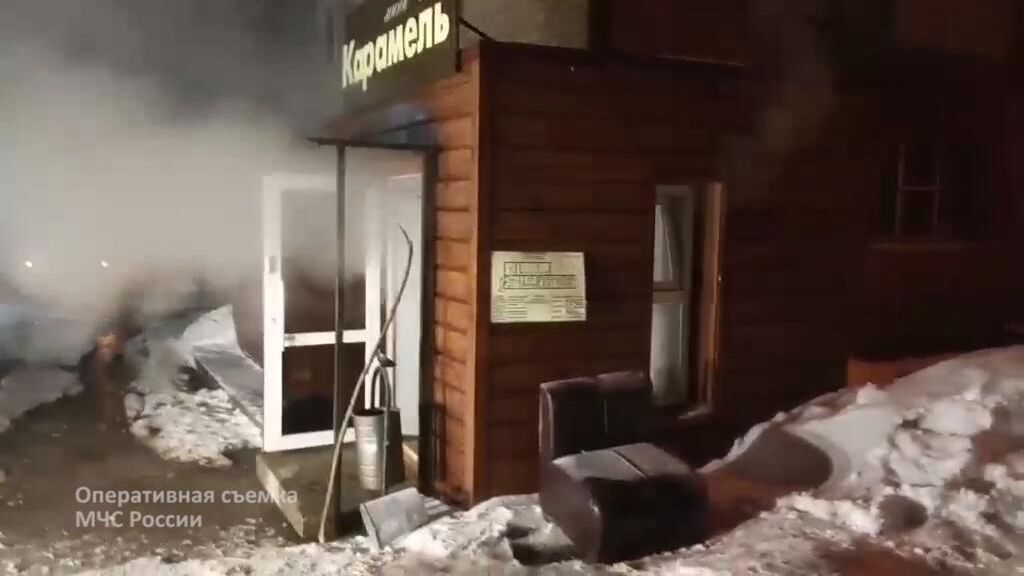 Вход в мини-отель Карамель в Перми, в котором в результате прорыва трубы с кипятком погибло пять человек - РИА Новости, 1920, 20.01.2020