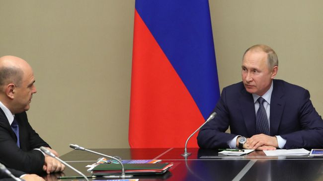 Президент РФ Владимир Путин и председатель правительства РФ Михаил Мишустин Президент РФ Владимир Путин и председатель правительства РФ Михаил Мишустин