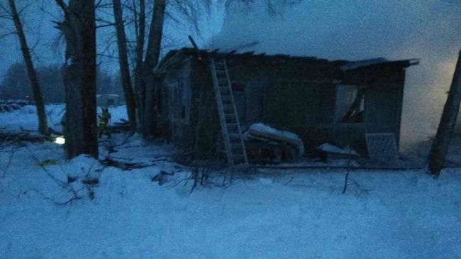 Пожар в жилом доме в Томской области Пожар в жилом доме в Томской области