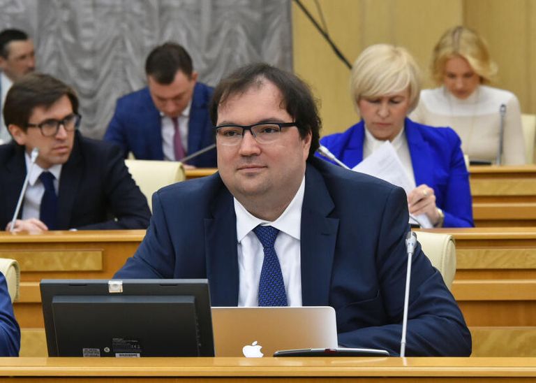 Максут Шадаев Максут Шадаев