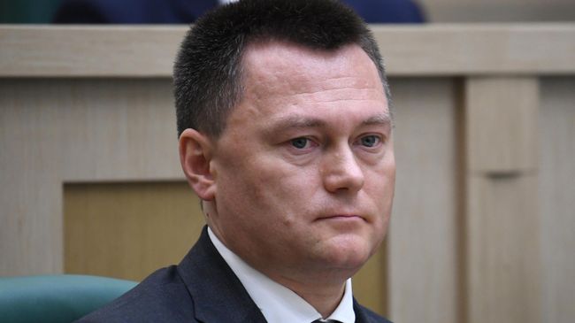 Игорь Краснов на заседании Совета Федерации РФ Игорь Краснов на заседании Совета Федерации РФ