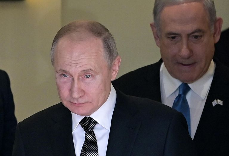 Президент РФ Владимир Путин и премьер-министр Израиля Биньямин Нетаньяху после встречи 