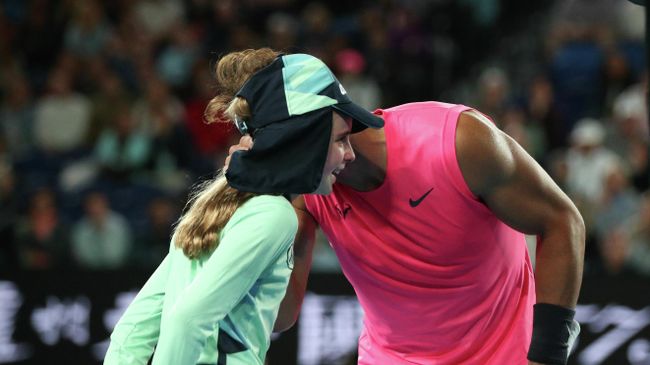 Рафаэль Надаль (справа) на Australian Open Рафаэль Надаль (справа) на Australian Open