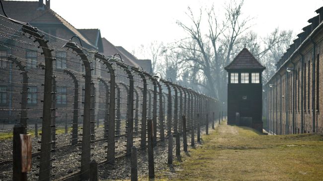 Музей на территории бывшего концентрационного лагеря Аушвиц-Биркенау в польском Освенциме Музей на территории бывшего концентрационного лагеря Аушвиц-Биркенау в польском Освенциме
