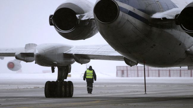 Самолет Cessna австрийских авиалиний аварийно сел накануне вечером в аэропорту Толмачево Новосибирска