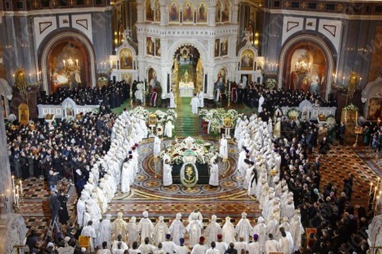 В храме Христа Спасителя началось отпевание патриарха Алексия II В храме Христа Спасителя началось отпевание патриарха Алексия II