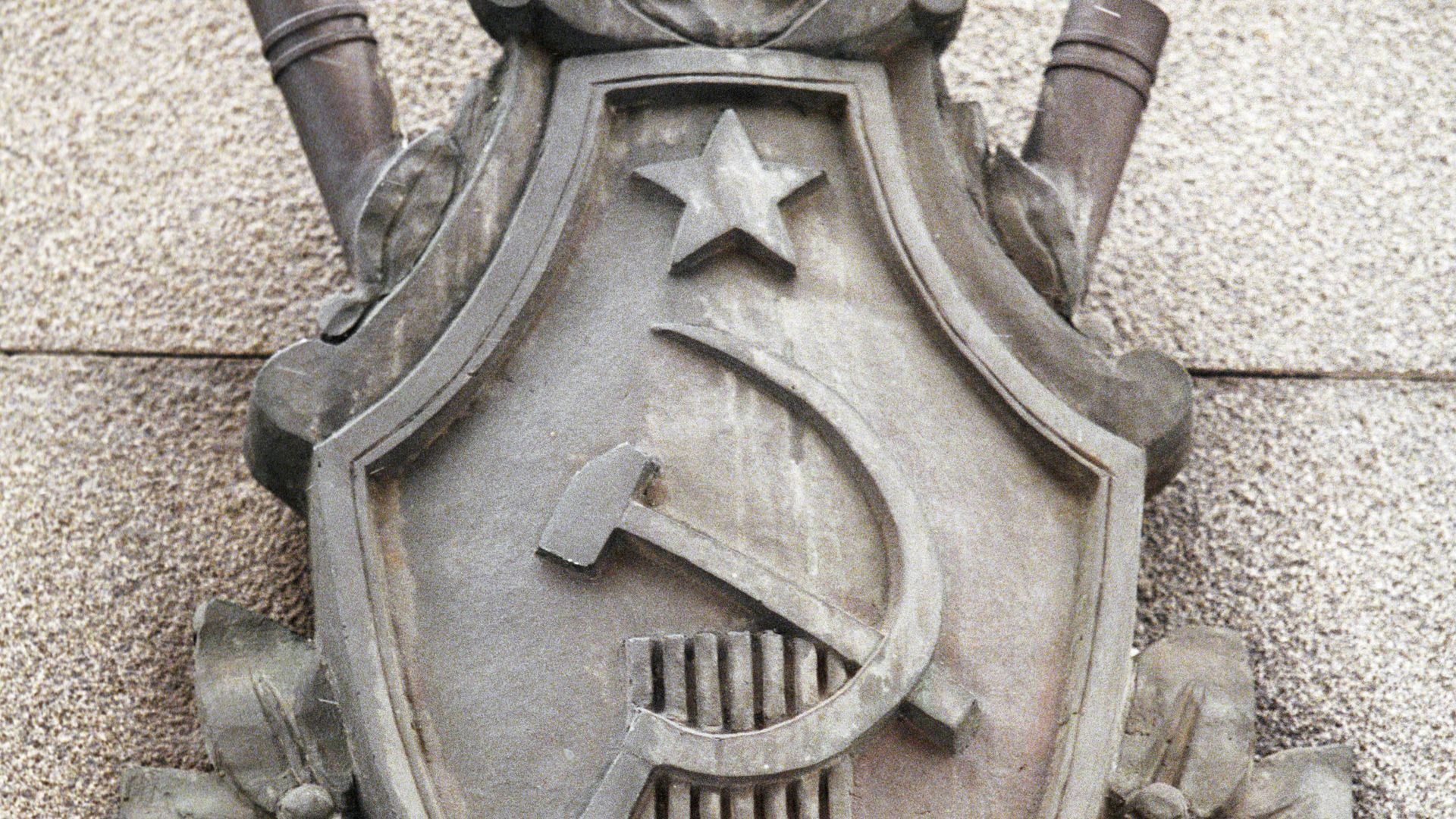 Здание ФСБ Здание ФСБ - РИА Новости, 1920, 18.04.2025