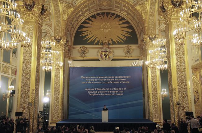 Президент России Д.Медведев провел Международную конференцию по вопросу обеспечения поставок российского газа потребителям