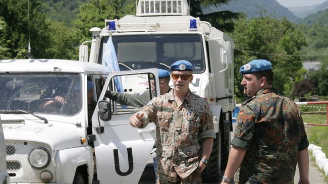Военные наблюдатели ООН и российские миротворцы в Абхазии