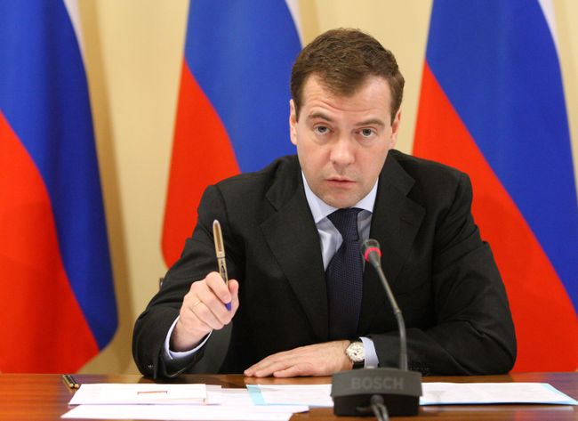 Президент России, опираясь на мнение экспертов, сформировал кадровый резерв страны из лучших управленцев