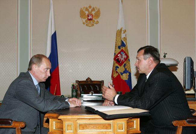 Президент Дмитрий Медведев в этот понедельник досрочно отправил в отставку губернатора Ненецкого автономного округа Валерия Потапенко. Архив