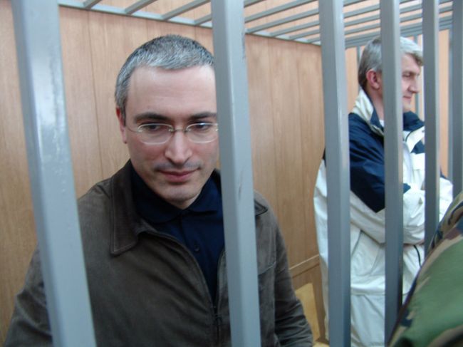 Ходорковский и Лебедев этапированы из Читы в Москву Ходорковский и Лебедев этапированы из Читы в Москву