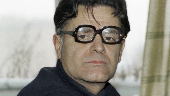 Писатель Искандер Писатель Искандер