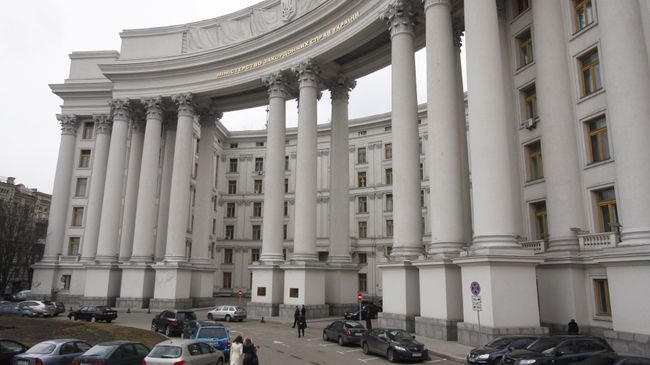 Здание Министерства иностранных дел Украины в Киеве. Архивное фото