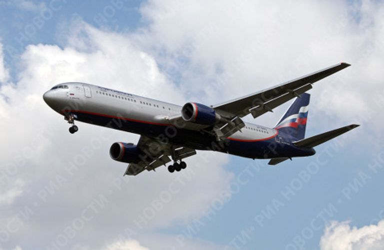 Самолет Boeing 767-300 Самолет Boeing 767-300