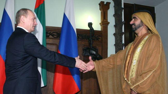 Премьер-министр РФ В.Путин принял премьер-министра ОАЭ М.Аль Мактума. Архив Премьер-министр РФ В.Путин принял премьер-министра ОАЭ М.Аль Мактума. Архив