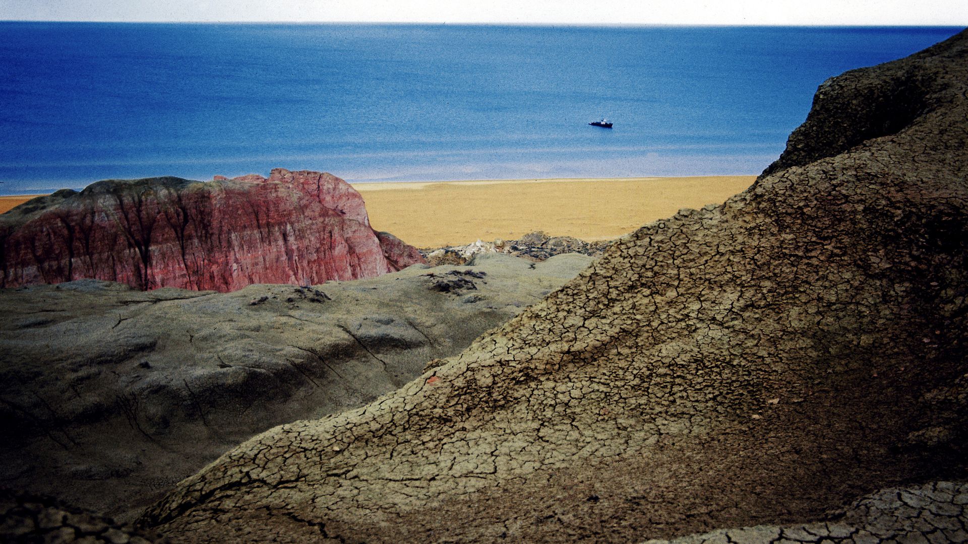 Берег Аральского моря Берег Аральского моря - РИА Новости, 1920, 22.04.2026