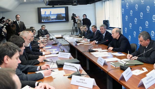 Премьер-министр РФ Владимир Путин посетил Калининскую АЭС