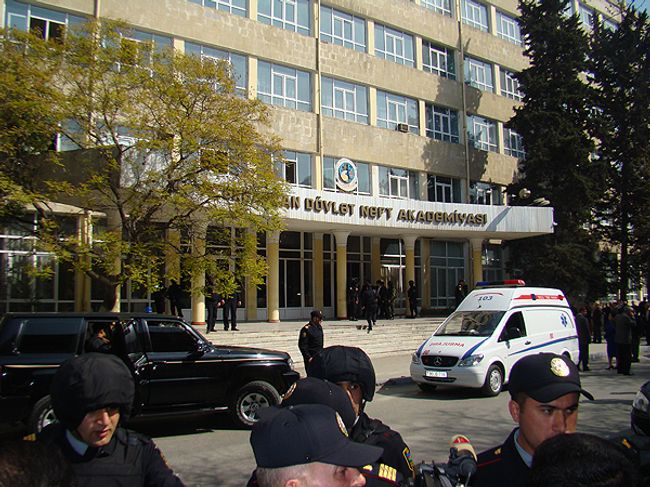 В России задержан второй фигурант дела о стрельбе в бакинском вузе В России задержан второй фигурант дела о стрельбе в бакинском вузе