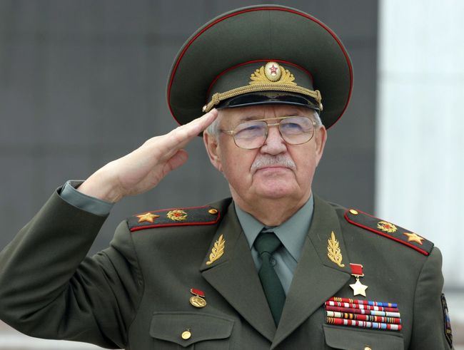 Валентин Варенников