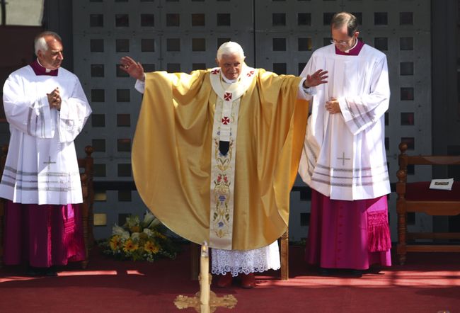 Папа Римский Бенедикт XVI в Вифлееме