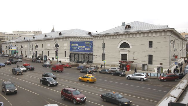 Зубовский бульвар на Садовом Кольце в Москве. Архив Зубовский бульвар на Садовом Кольце в Москве. Архив