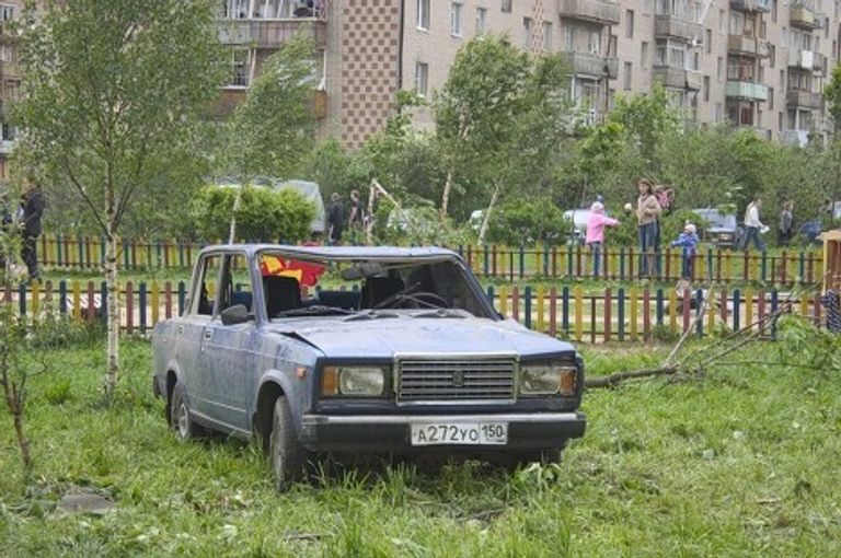 Последствия торнадо в Краснозаводске Последствия торнадо в Краснозаводске