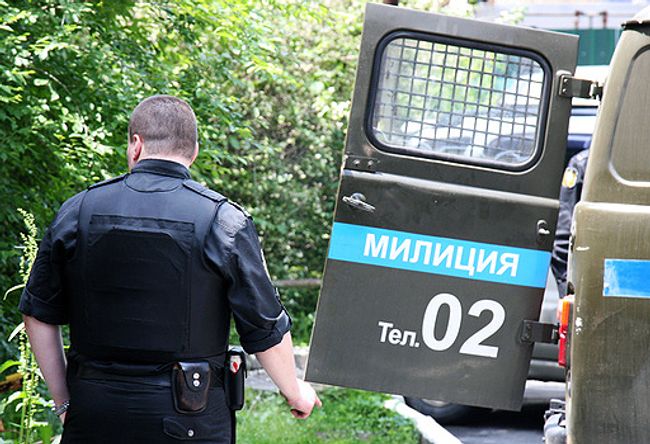 Милиция ищет неизвестного, который похитил из гримерной Марии Ароновой два мобильных телефона