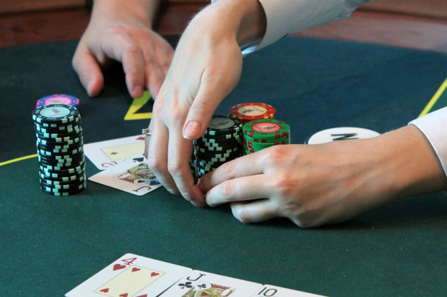 Спортивный покер в школе покера PokerMoscow