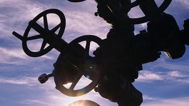 На нефтяной скважине. Архив