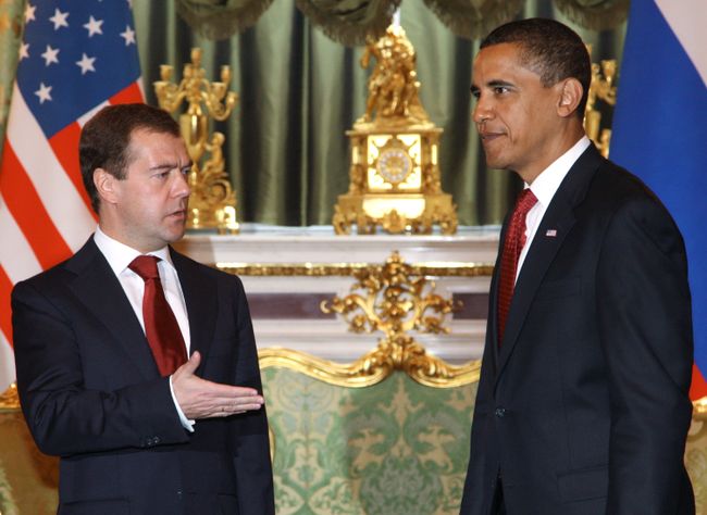 Встреча президента РФ Д.Медведева и президента США Б. Обамы в Кремле Встреча президента РФ Д.Медведева и президента США Б. Обамы в Кремле